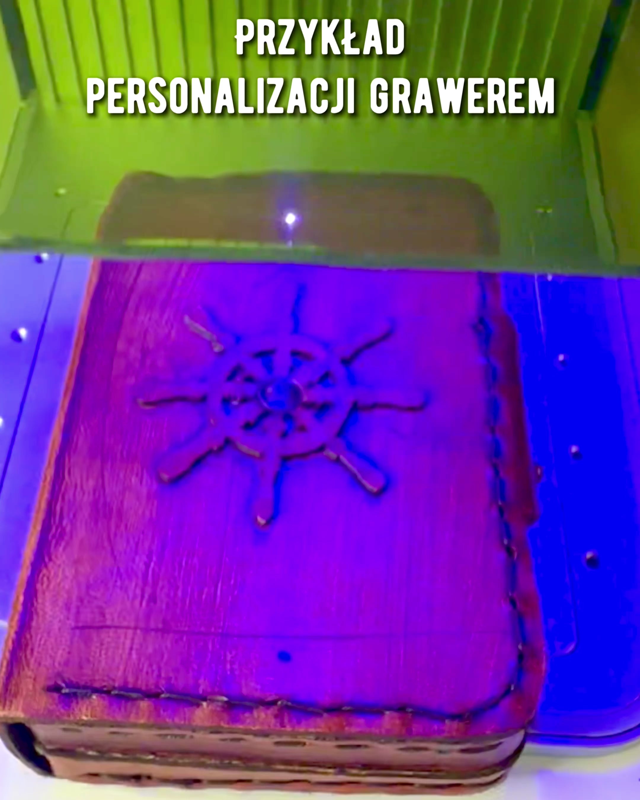 Veliteľské puzdro – ručne vyrobené puzdro na vreckové hodinky alebo kompas s možnosťou personalizácie