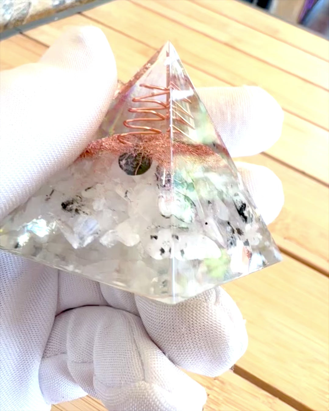 Orgonitová energetická pyramídka "Copper Harmony"