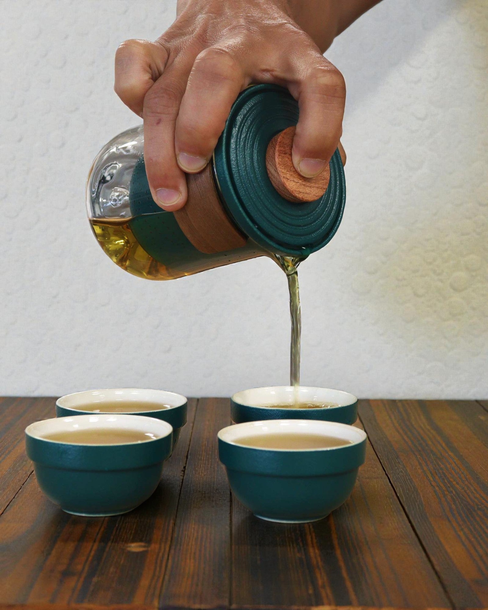 Horská výprava – turistická čajová súprava so 4 šálkami