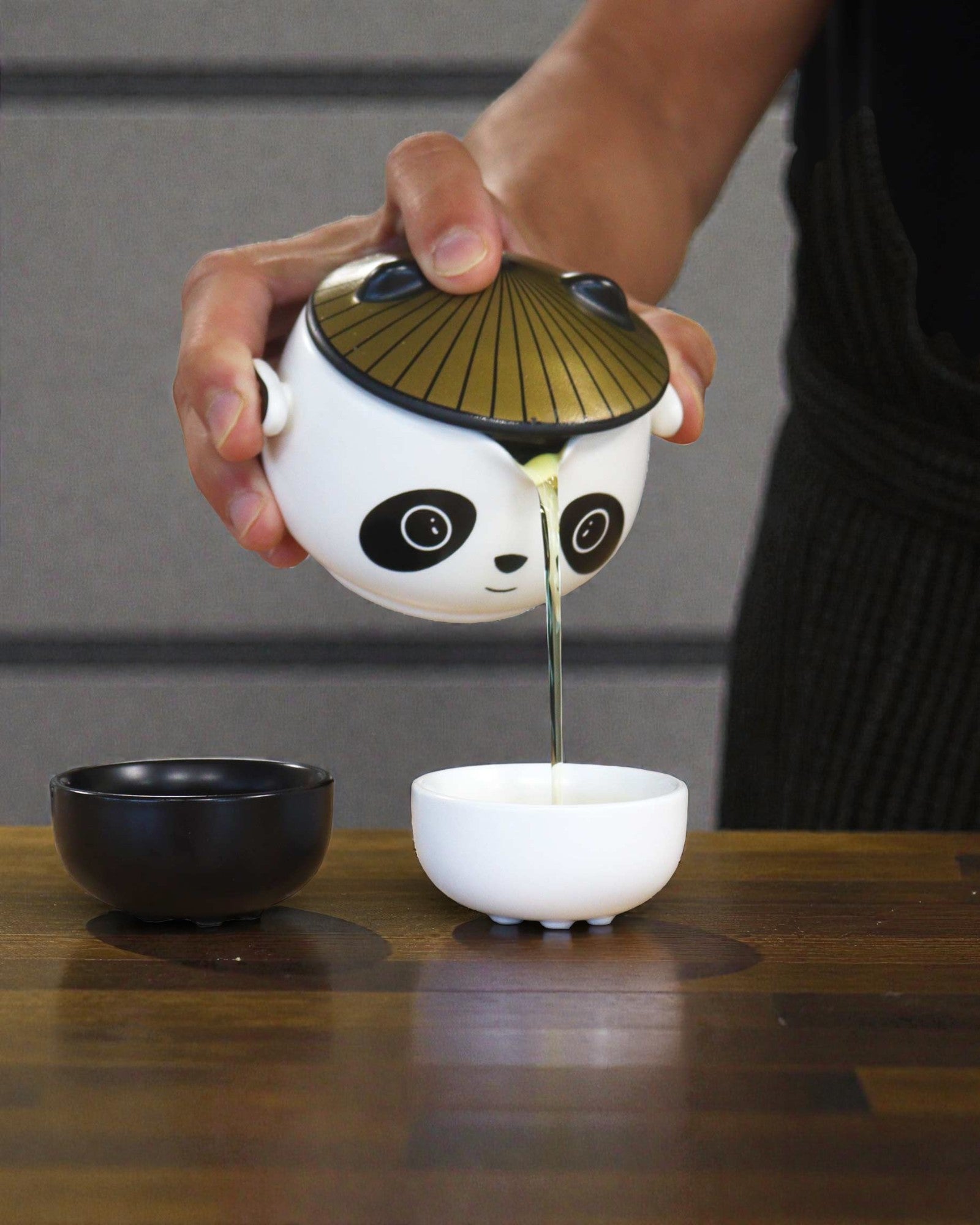 Panda – Turistická čajová súprava s pokrievkou a 2 hrnčekmi