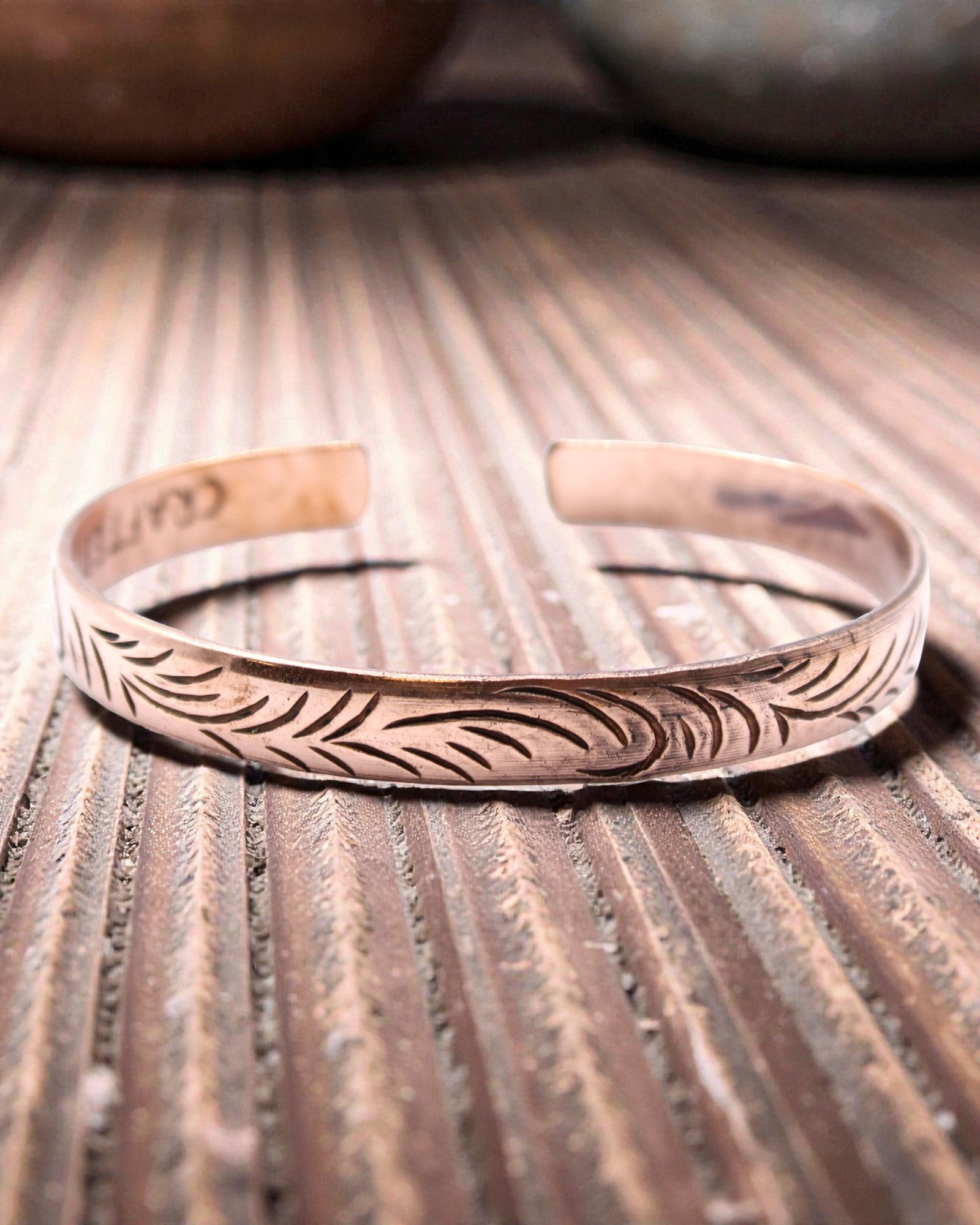 Tibetský medený náramok Energia prírody – Úzke špirály