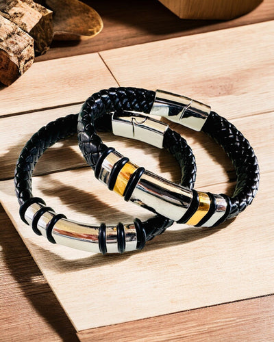 Modný náramok Hip Hop pre mužov s gravírovaním na objednávku a magnetickým zapínaním – Vyberte si štýl so striebornými alebo zlatými akcentmi, 22cm PU koža