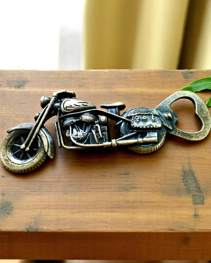 Otwieracz do butelek w kształcie motocykla - personalizacja grawerem na prezent