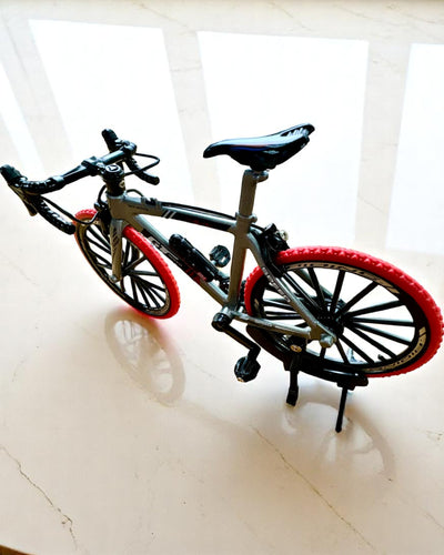 Mini bicykel „Speedster” – zberateľský model s možnosťou gravírovania, 2 varianty na výber