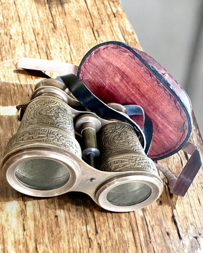 Ďalekohľad s koženým puzdrom Victorian's Eye, 11 cm Mosadzný, Ručne zdobený, personalizácia gravírovaním ako darček