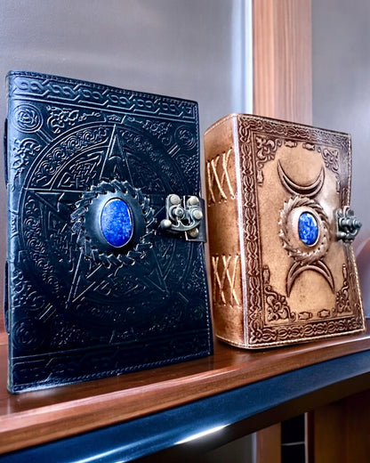 Prémiový Denník, Antický vzor, Kožený Zápisník "Magická Kronika" 200 strán, 2 varianty na výber, personalizácia gravírovaním