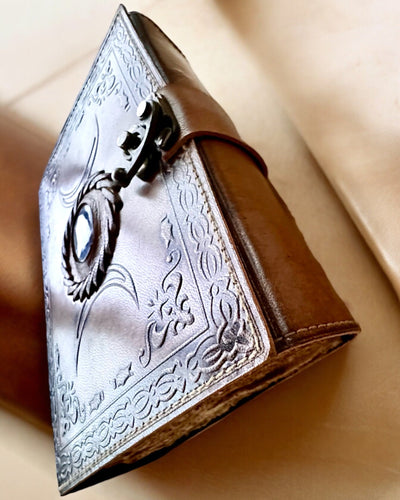 Premium Dziennik, Antyczny wzór, Notatnik Skórzany "Magiczna Kronika"200 stron, 2 warianty do wyboru, personalizacja grawerem