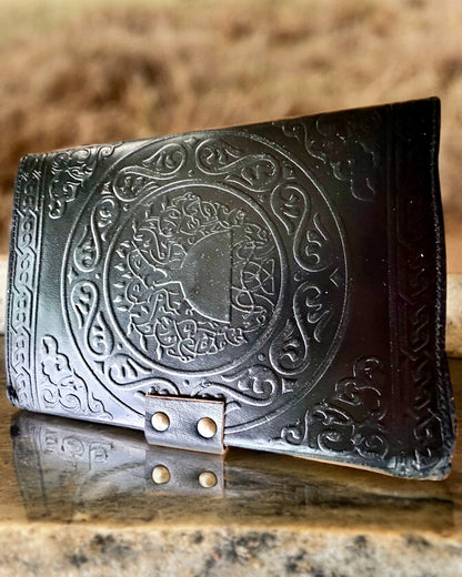Prémiový Denník, Antický vzor, Kožený Zápisník "Magická Kronika" 200 strán, 2 varianty na výber, personalizácia gravírovaním