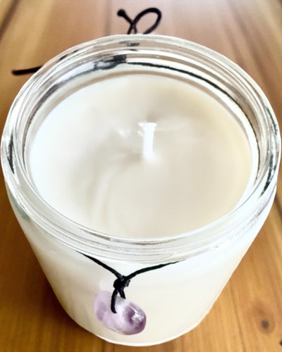 Intenčná sójová sviečka Ametyst – pokoj, harmónia a očistenie, 250 ml, možnosť personalizácie ako darček