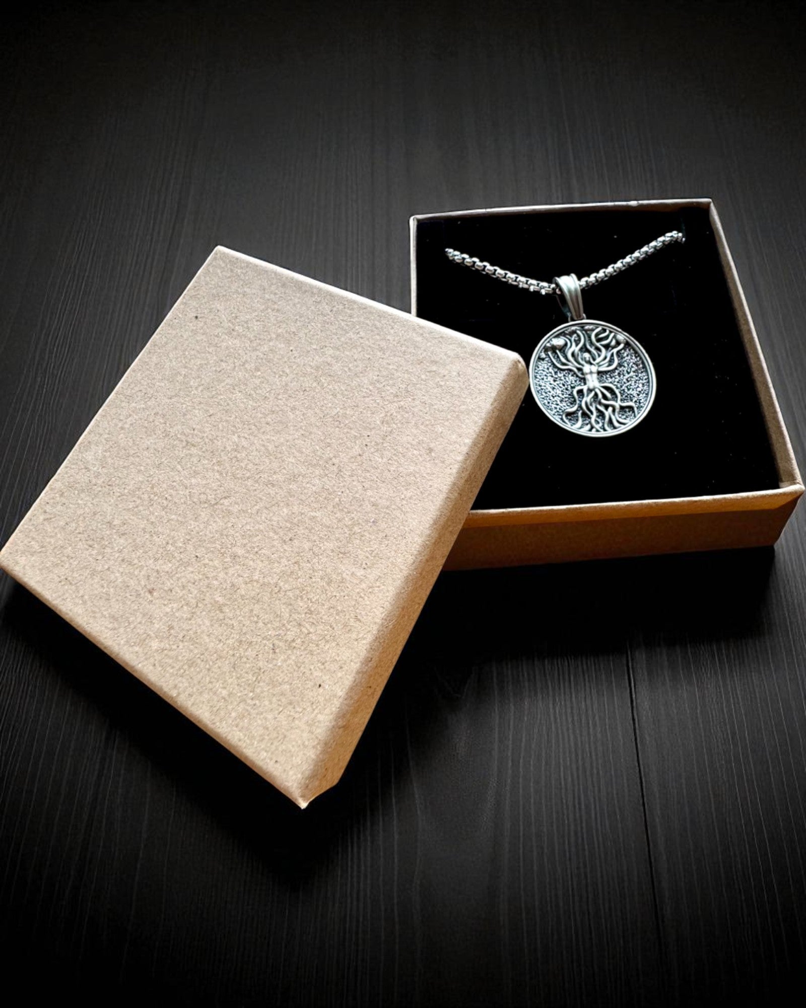 Amulet Stromu Života s Možnosťou Gravírovania - náhrdelník "Vitalita Prírody", personalizácia