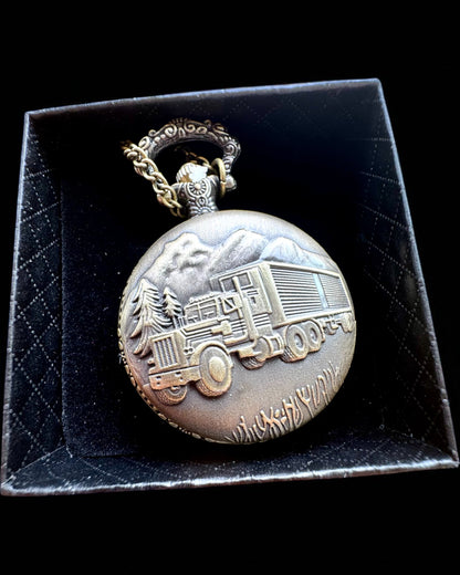 Vreckové hodinky „Road King“ – s motívom nákladného auta, s gravírovaním, na darček