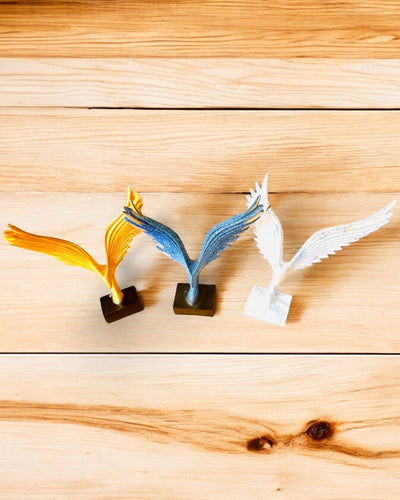 Elegantná Figúrka Anjelských Krídel 33 cm výška – "Krídlatí Strážcovia", možnosť personalizácie gravírovaním na darček, personalizácia, 3 farebné varianty