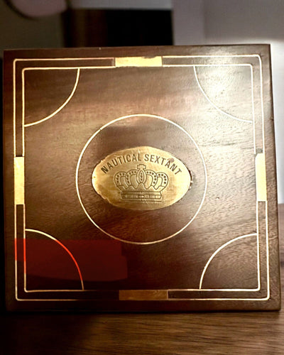 Duże Drewniane Pudełko na Sekstant lub kompas premium "Mariner's Legacy" z Możliwością Grawerowania