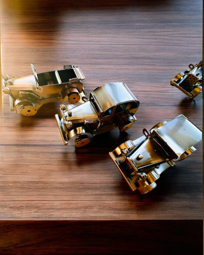 Retro Autko klasyczne, samochód, z Żelaza - Kolekcja "Vintage Drive", model samochodu, personalizacja grawerem na prezent