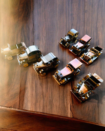 Retro Autko klasyczne, samochód, z Żelaza - Kolekcja "Vintage Drive", model samochodu, personalizacja grawerem na prezent