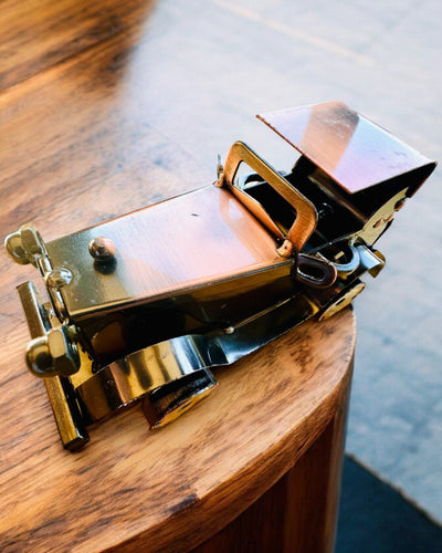 Retro Autko klasyczne, samochód, z Żelaza - Kolekcja "Vintage Drive", model samochodu, personalizacja grawerem na prezent