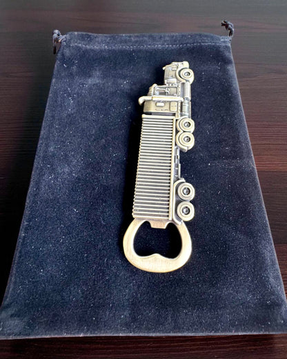 Otvárač na fľaše Vintage Motorizácia - 3 varianty, personalizácia gravírovaním na darček