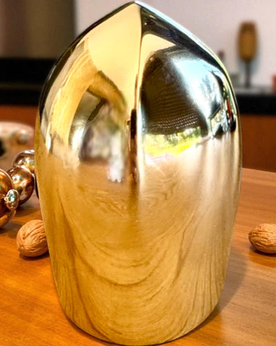 Mini prilba rytierska „Guardian” z mosadze – ručne vyrobená, 12 cm, možnosť personalizácie gravírovaním na darček