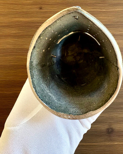 Mini prilba rytierska „Guardian” z mosadze – ručne vyrobená, 12 cm, možnosť personalizácie gravírovaním na darček