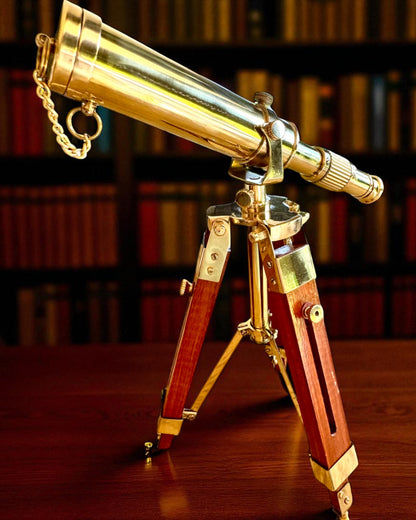Ďalekohľad Celestial na drevenom stojane 41 cm, možnosť personalizácie gravírovaním ako darček