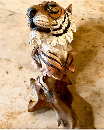 Statuetka "Tygrys Kráľ Džungle" s Možnosťou Gravírovania, figúrka 29 cm výšky, dekorácia na darček
