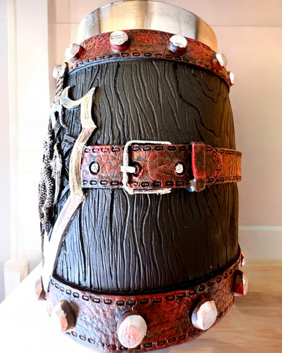 Tmavý Krígeľ Dračieho Bojovníka s Možnosťou Gravírovania na darček, objem 600 ml