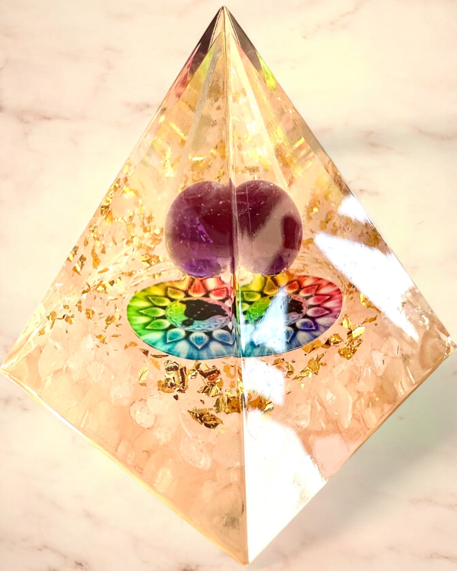 Orgonitová energetická pyramída Pyramída energie „Harmónia svetla” - Krištáľová, na darček