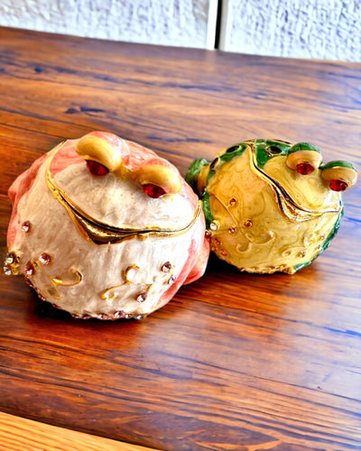 Elegantná dekoratívna škatuľka "Žabi Poklad" na darček s personalizáciou, s možnosťou gravírovania