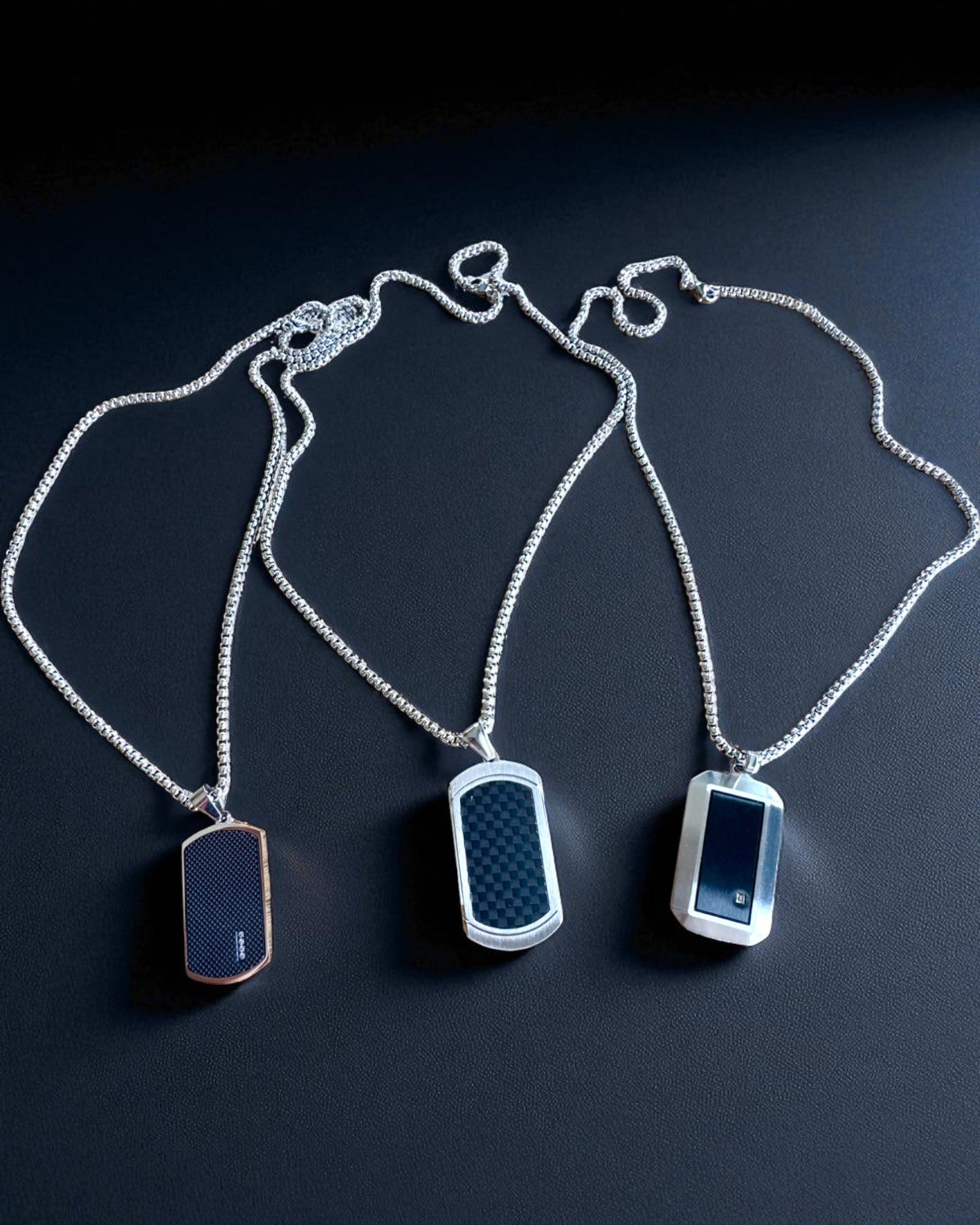 Pánsky náhrdelník Dog Tag „SteelVision“ – nehrdzavejúca oceľ, 15 variantov, personalizácia gravírovaním
