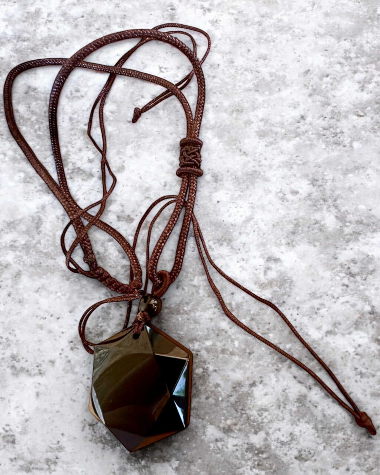 Amulet z čierneho obsidiánu "Dávidova hviezda", možnosť personalizácie gravírovaním na darček