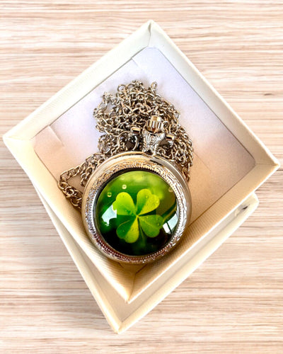 Zegarek kieszonkowy "CloverTime" z motywem czterolistnej koniczyny, możliwość personalizacji grawerem na prezent