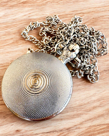 Vreckové hodinky "CloverTime" s motívom štvorlístka, možnosť personalizácie gravírovaním na darček