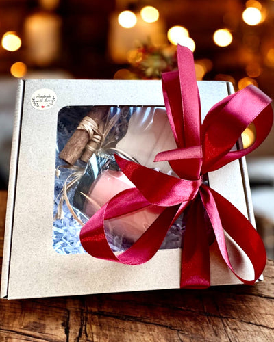 Intenčná sójová sviečka 250 ml s prírodným kameňom – vyberte si svoju energiu: citrín alebo granát, personalizácia gravírovaním na darček