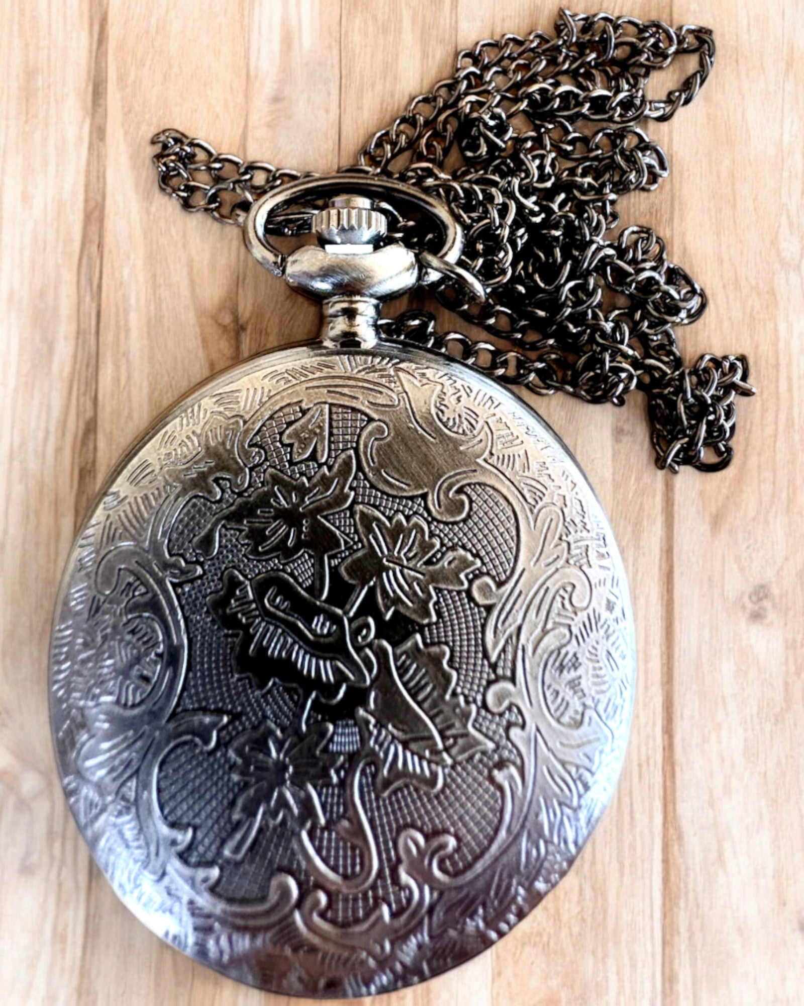 Młot Czasu - Vreckové hodinky, možnosť personalizácie gravírovaním ako darček