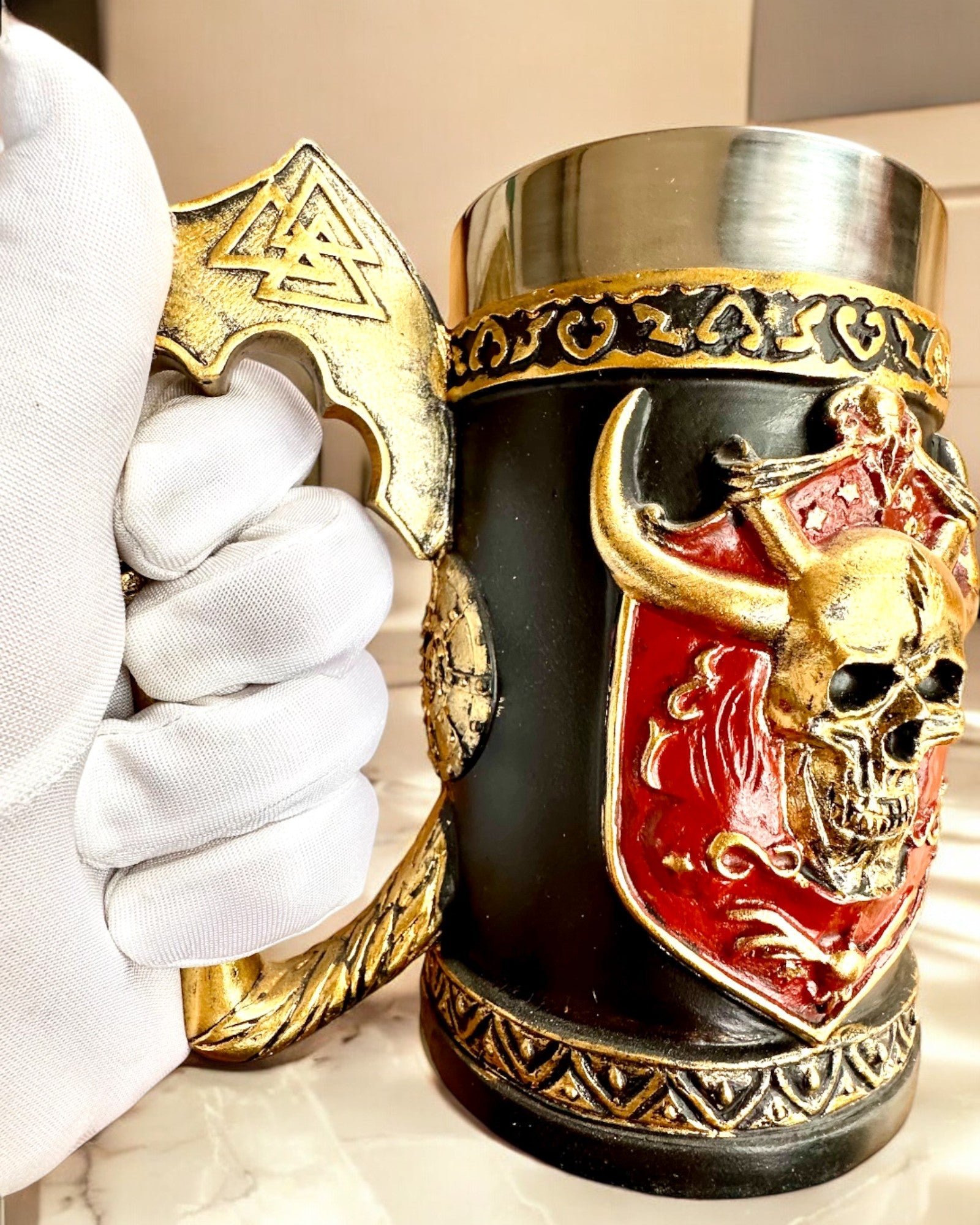 Karnawaľový Krígeľ Bojovníka - 600 ml, 16 cm výška, možnosť personalizácie gravírovaním na darček
