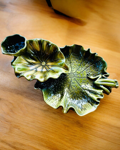 Elegantný kovový držiak na kadidlo Lotosový list - 4 varianty na výber, možnosť personalizácie gravírovaním na darček