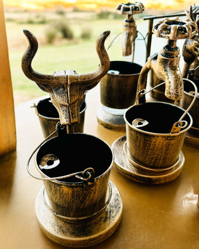 Štýlový kovový popolník "Rustic Charm" 19-23 cm výška, 8 variantov na výber, gravírovanie na želanie