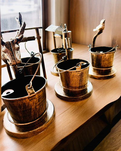 Štýlový kovový popolník "Rustic Charm" 19-23 cm výška, 8 variantov na výber, gravírovanie na želanie