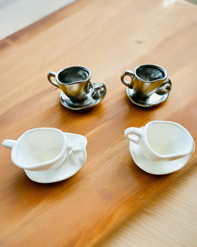 Elegantné keramické šálky „Maska“ – Sada 2 ks - možnosť personalizácie gravírovaním na darček