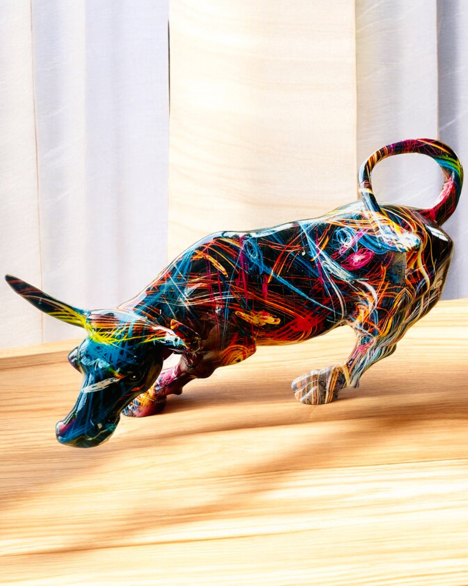Dekoratívna socha býka "BullArt" – Unikátne umenie s možnosťou gravírovania - 4 farebné varianty, na personalizovaný darček