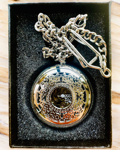 Vreckové hodinky "Eterna Elegancia", personalizovaný darček, gravírovanie. Strieborná farba