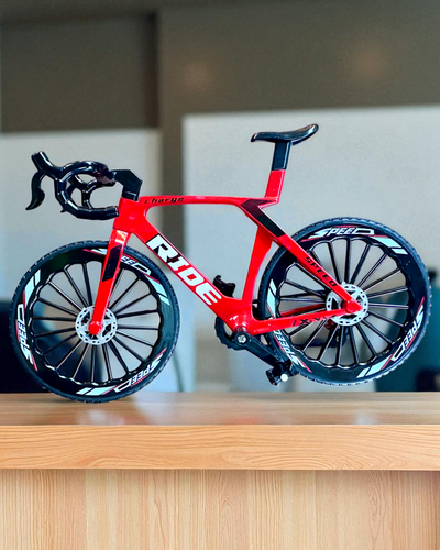 Mini bicykel „Speedster” – zberateľský model s možnosťou gravírovania, 2 varianty na výber