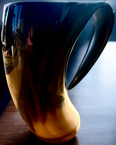 Kompaktný, 350 ml, Džbán Vyrezávaný Majstrovský kúsok s možnosťou personalizácie gravírovaním - 2 farebné varianty