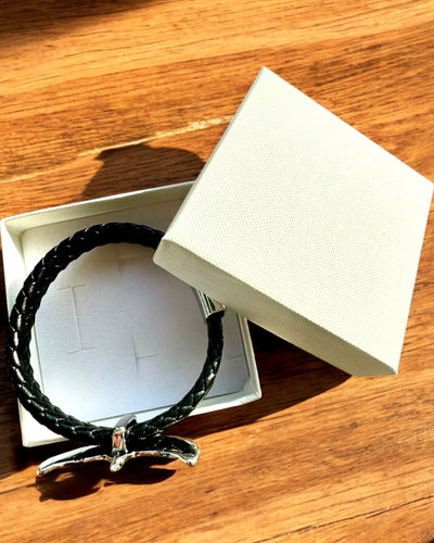 Pánsky náramok „SkyRider“ – Kožený štýl s charakterom - možnosť personalizácie gravírovaním