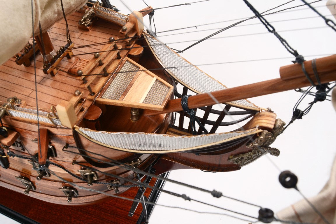 Exkluzívny model plachetnice HMS Victory VIC80R