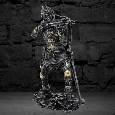 Figurka Średniowieczny Rycerz z Kuszą 20cm z Możliwością Personalizacji Grawerem - Srebrno-Złota Dekoracja na Prezent dla Miłośników Historii i Fantasy - Ręcznie Malowana z Polyresinu