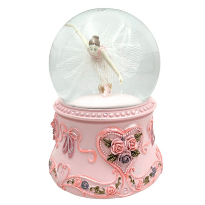 Tancujúca baletka v sklenenej guli 15cm s personalizovaným gravírovaním - elegantná hracia skrinka s pastelovou základňou a melódiou Labutie jazero