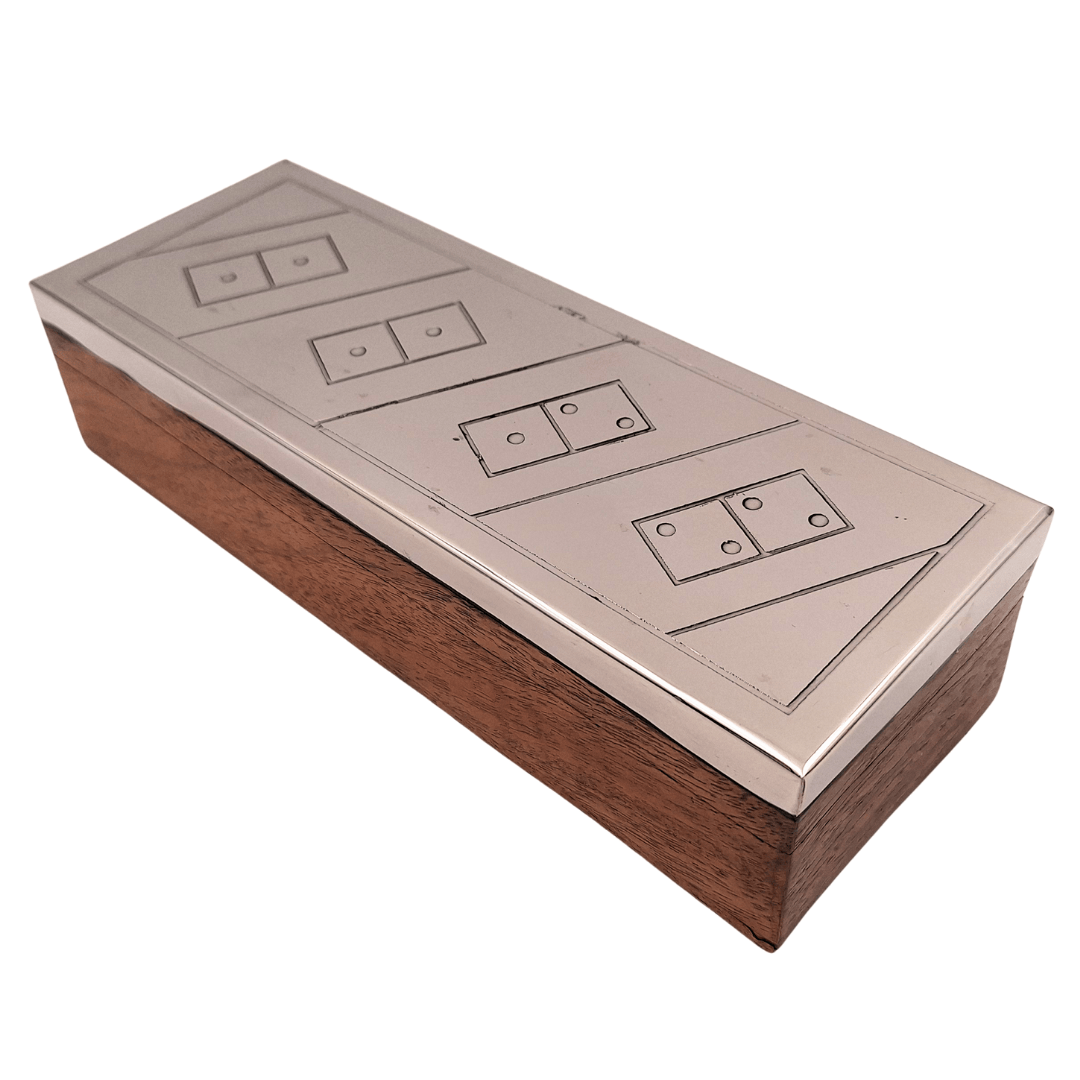 Elegantné domino v drevenej škatuľke s hliníkovým vrchom