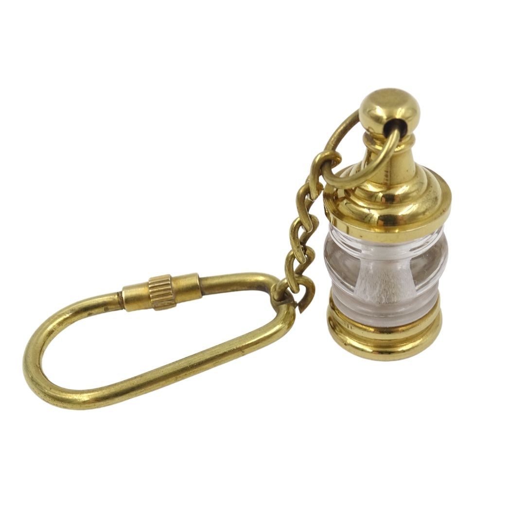 Námornícka lampa prívesok na kľúče Key-0118 z mosadze a skla, zlatá, personalizované gravírovanie, ideálny darček, rozmery 11 x 2 x 2 cm