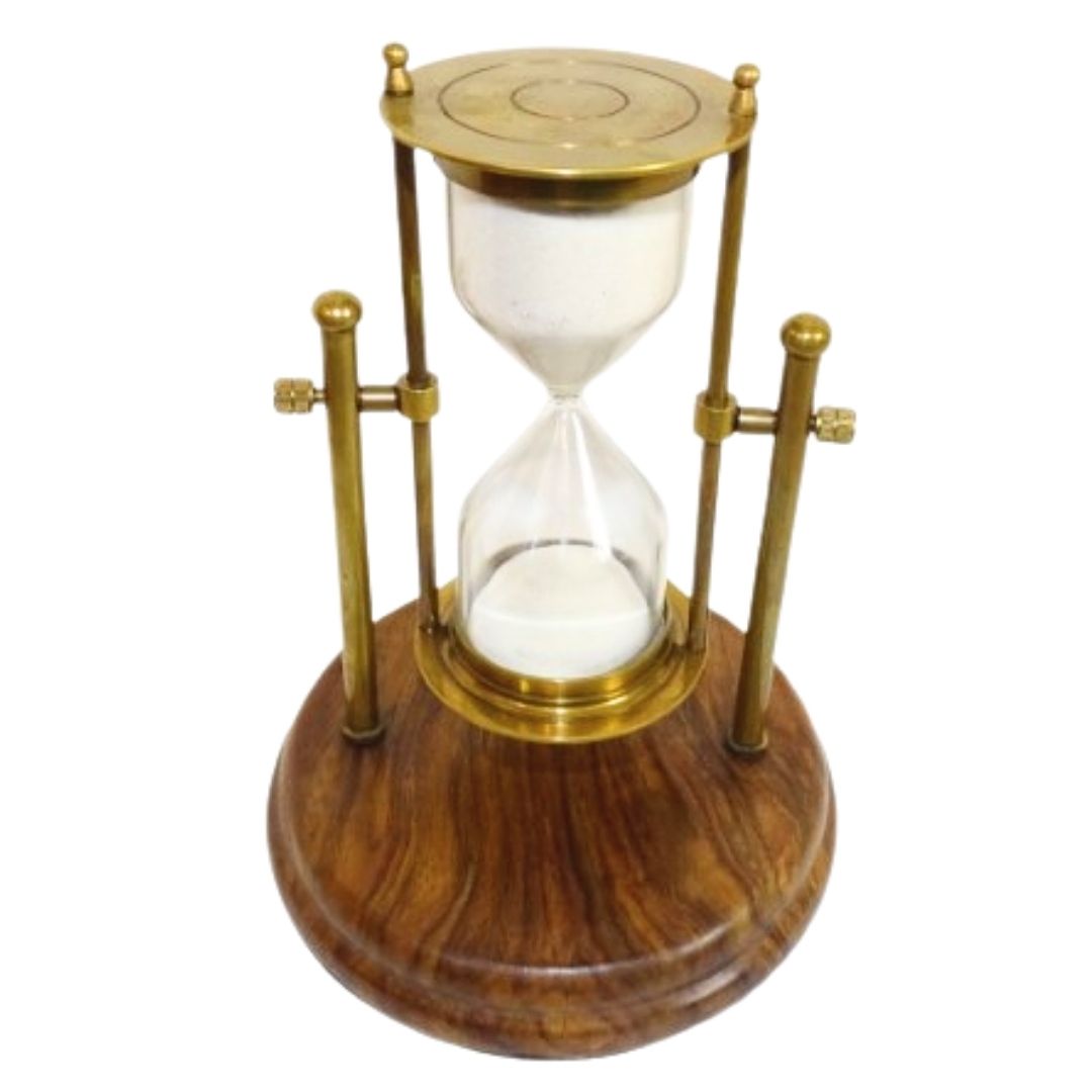 Klepsydra mosiężna TMR-0200 na drewnianej podstawie z możliwością personalizacji grawerem - elegancki prezent na biurko, 20 cm wysokości, biały piasek